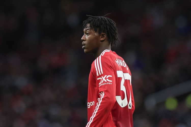 记者：曼联明确无意出售梅努，球员是阿莫林新赛季计划的重要一员