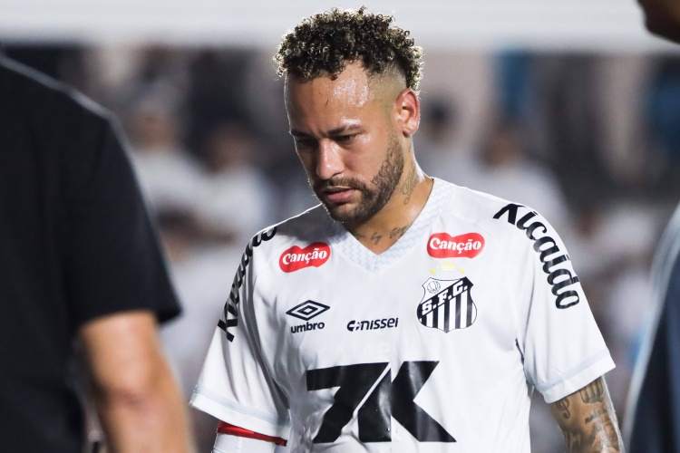 开云体育官网登入-马卡：内马尔康复取得巨大进展，目前已经可以在球场进行慢跑训练